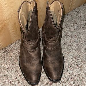 Women’s Ariat Booties